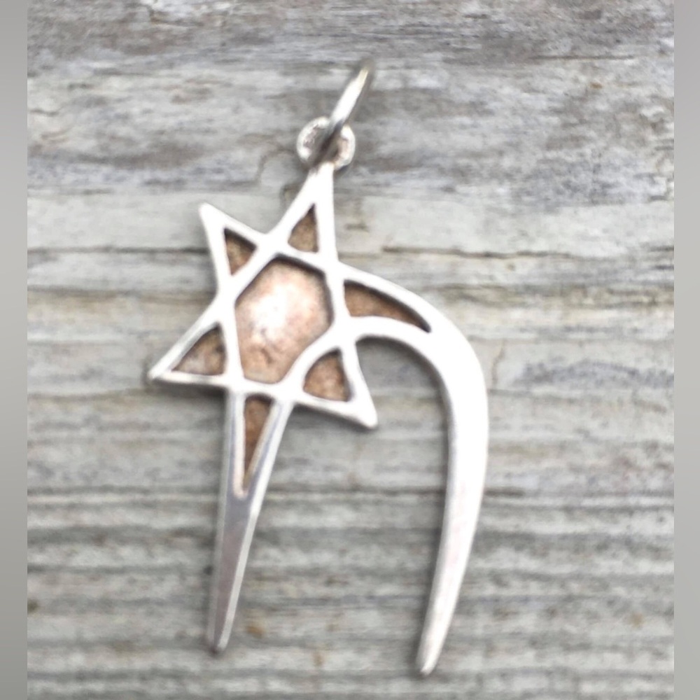 5410 Charm VTG Sterling Silver Lucky Star on Horseshoe Dangle style charm Marked